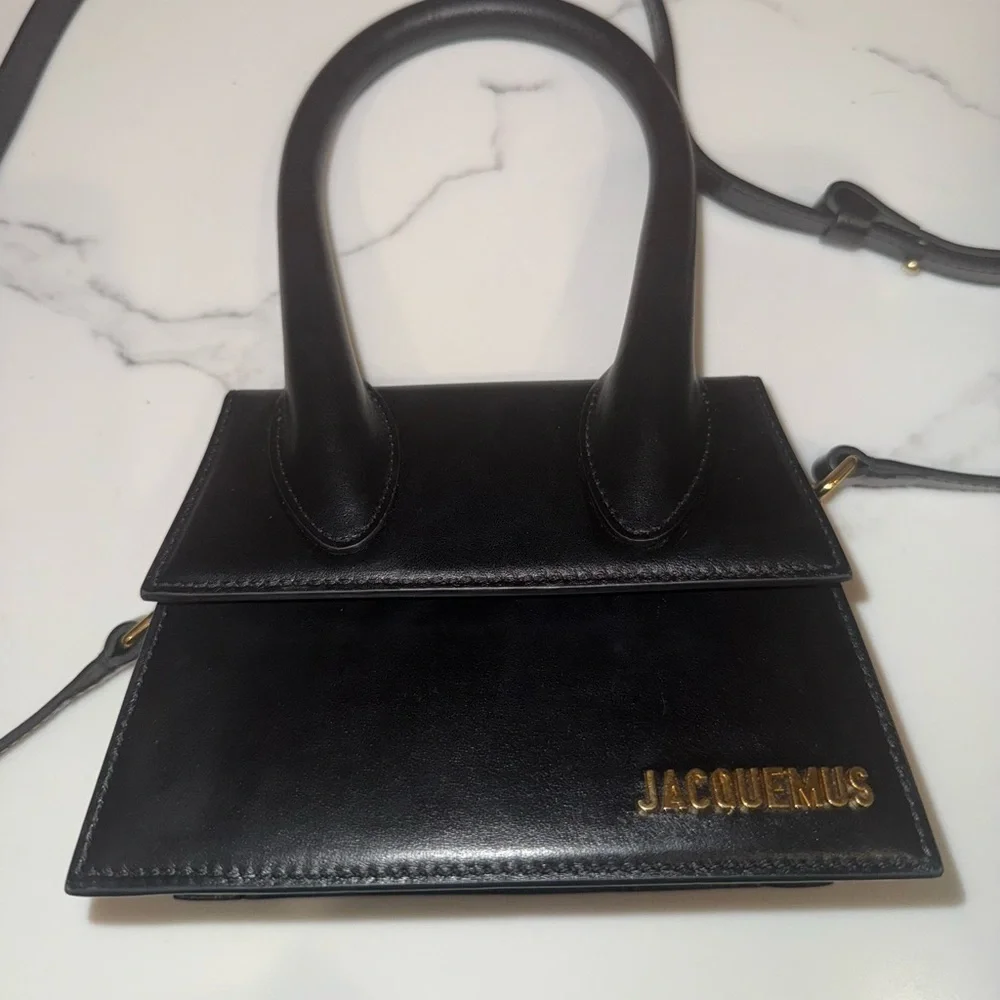 Jacquemus The Medium Chiquito bag - Picture 6 of 16